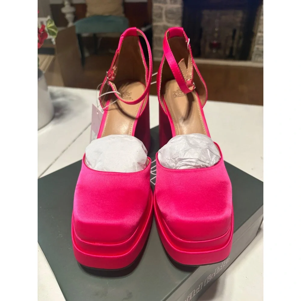 Wild Fable Bianca Hot Pink Satin Platform Heels Square Toe Ankle Strap Womens 8